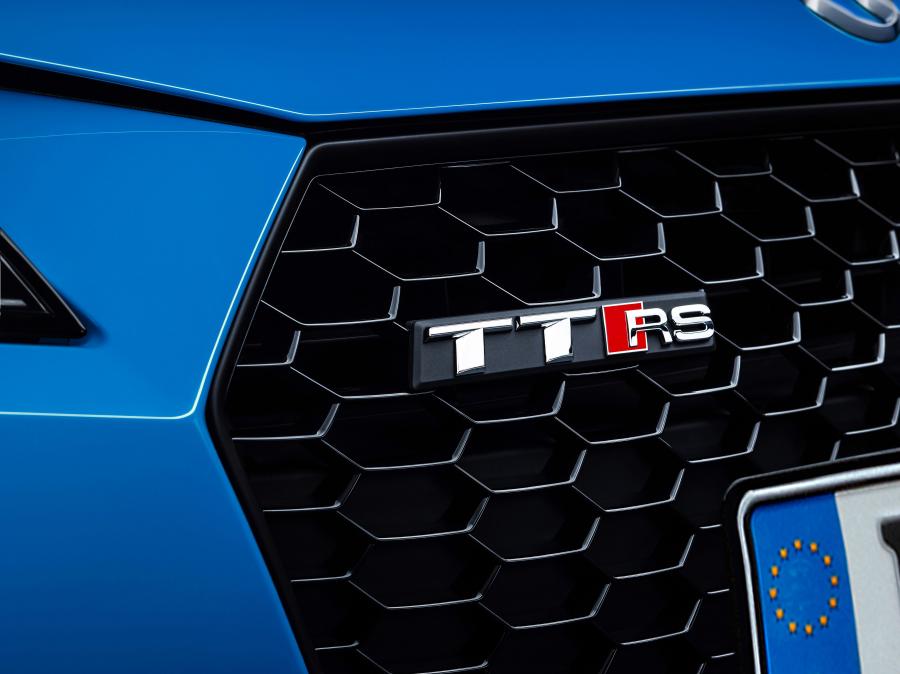 Логотип Audi TT RS Coupe (8S) 2019 года  (WW) (фото 31 из 62)